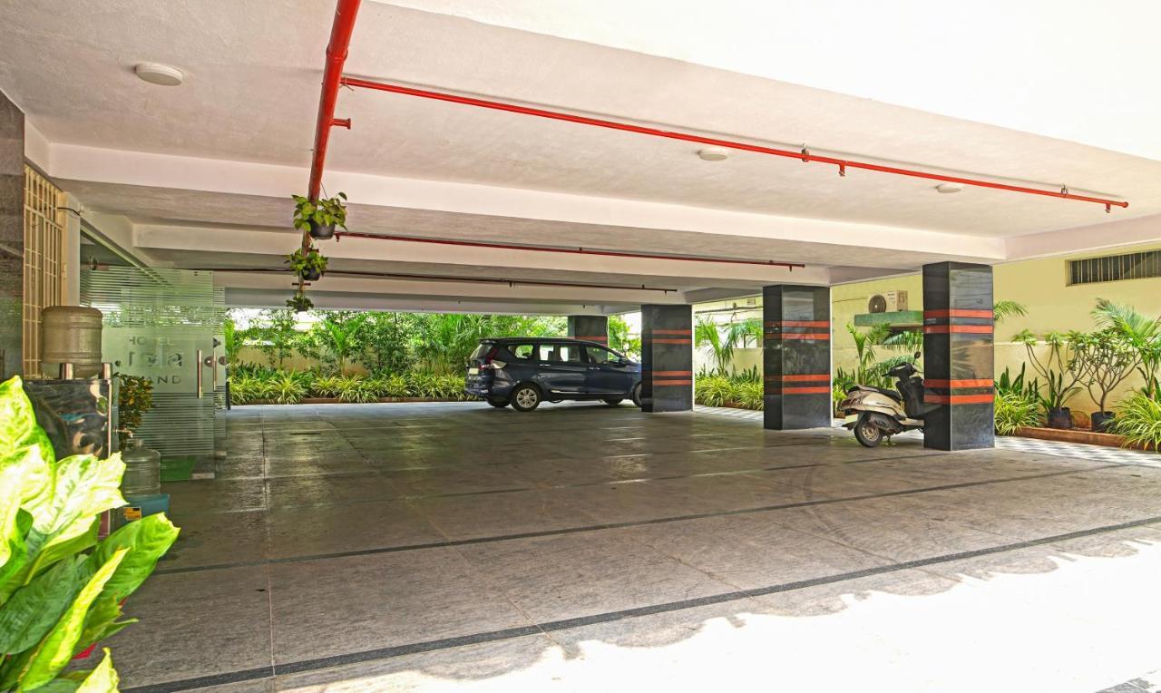 Treebo Trend Jsn Grand Hotel Vijayawāda Exterior foto