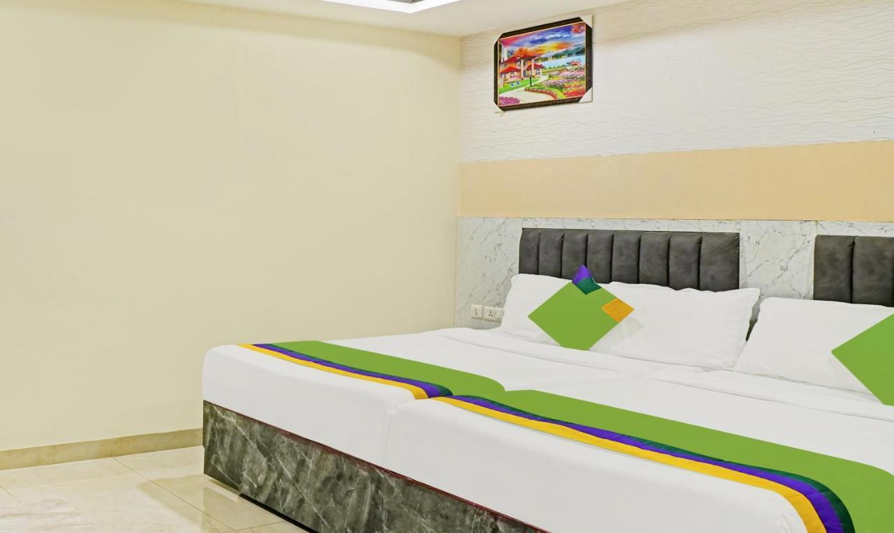 Treebo Trend Jsn Grand Hotel Vijayawāda Exterior foto